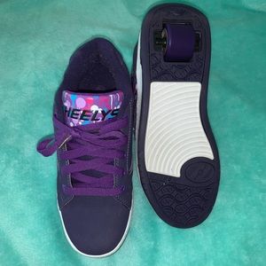 Heelys Youth Size 5 Purple Suede